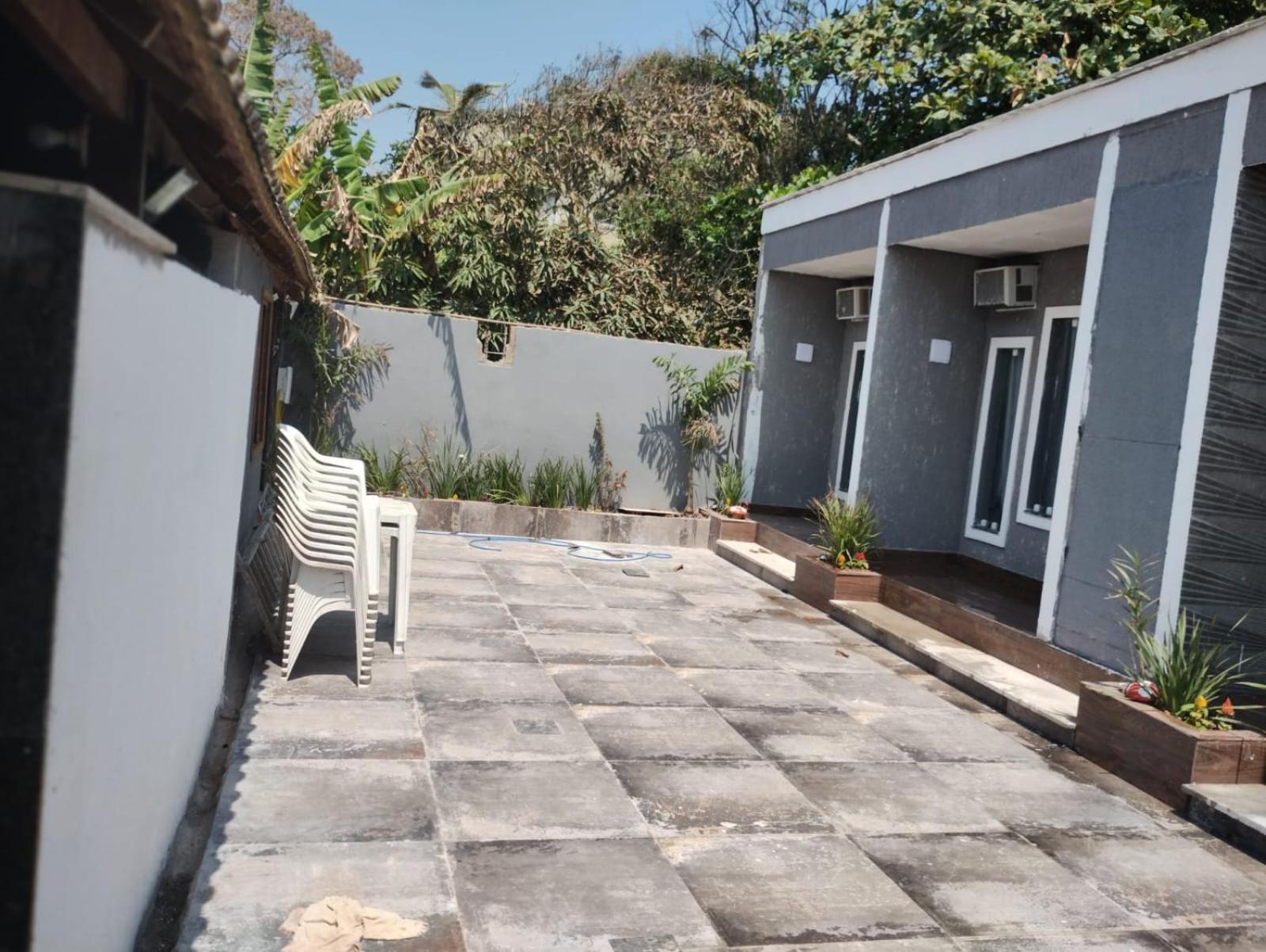 Pousada Recanto Beach House - Cabo Frio - Rj- Unamar- Cond Florestinha - 1 Min A Pe Da Praia Tamoios Екстериор снимка